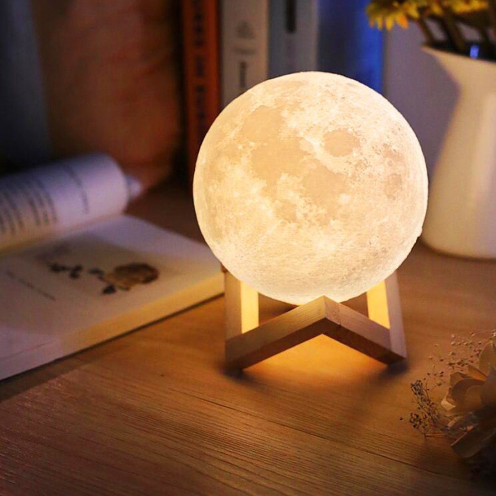 Фото 5 Настольный светильник Magic 3D Moon Light Touch Control 15 см UFT Moonlamp