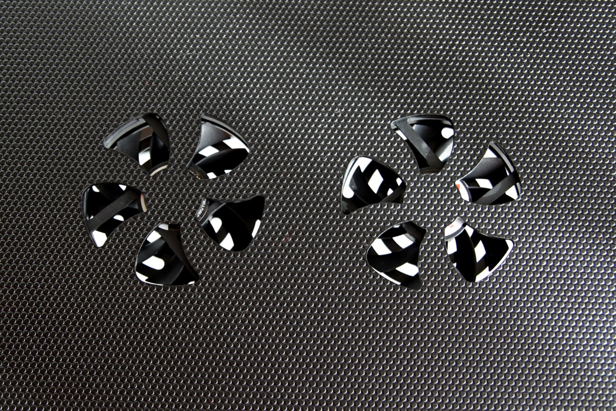 Фото 11 Столик для ноутбука UFT Sprinter T6 Black