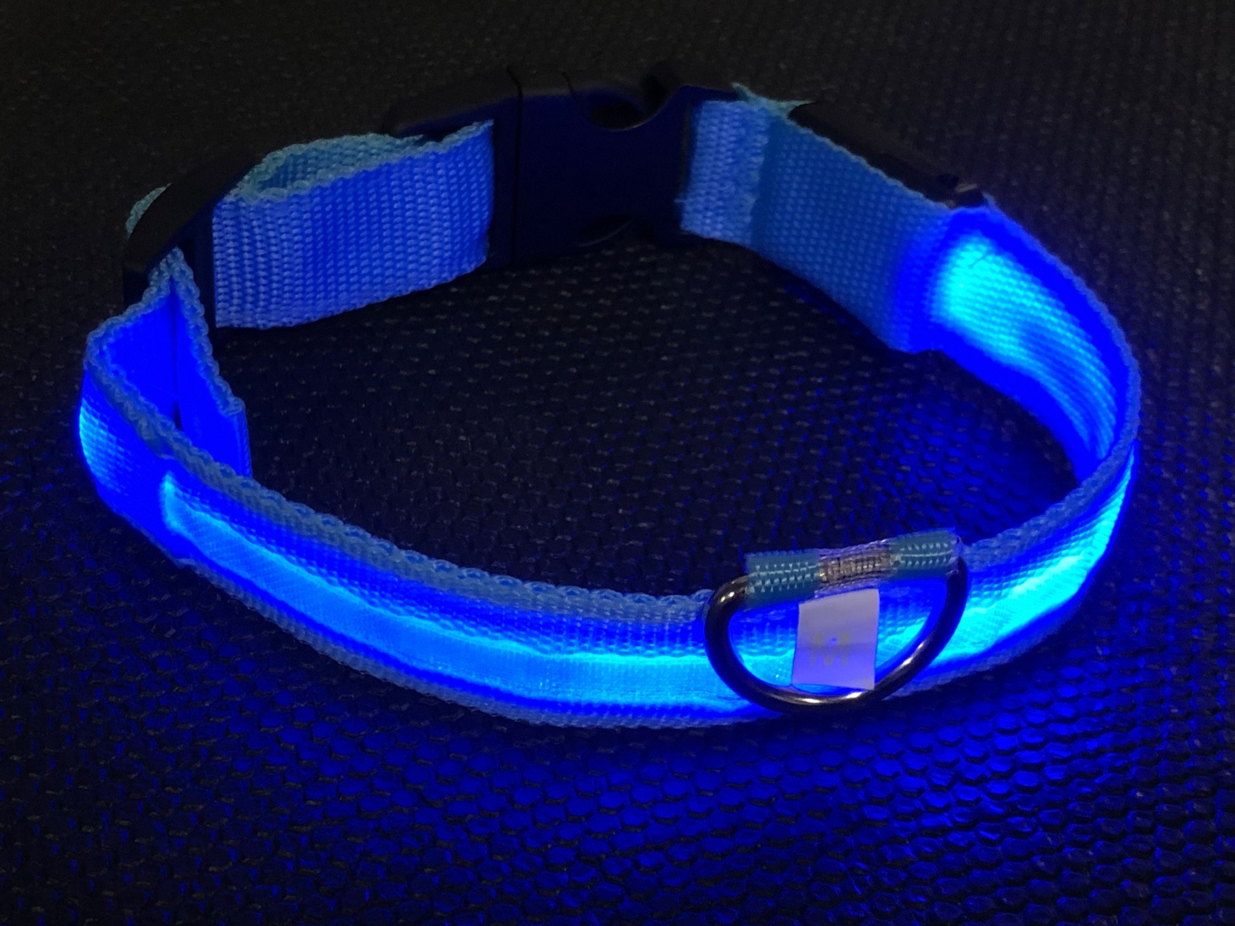 Фото 1 Ошейник с подсветкой для собак L на батарейках UFT PET LED 1 Blue